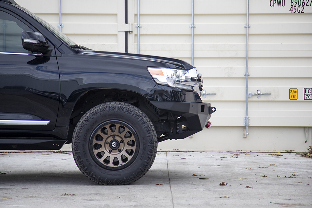 Land Cruiser Front Bumper | Strike | 200 Series (13-21)