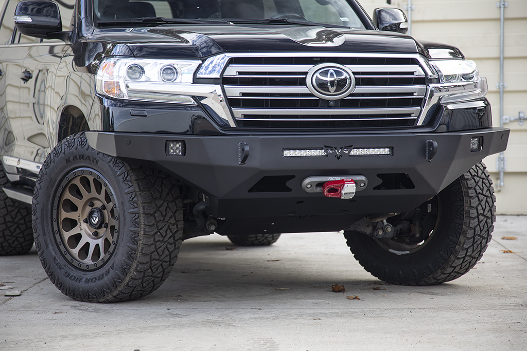 Land Cruiser Front Bumper | Strike | 200 Series (13-21)