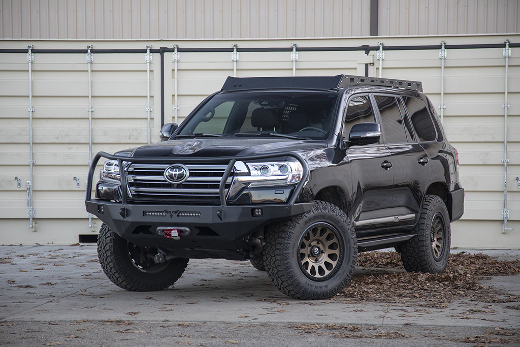 Land Cruiser Front Bumper | Strike | 200 Series (13-21)