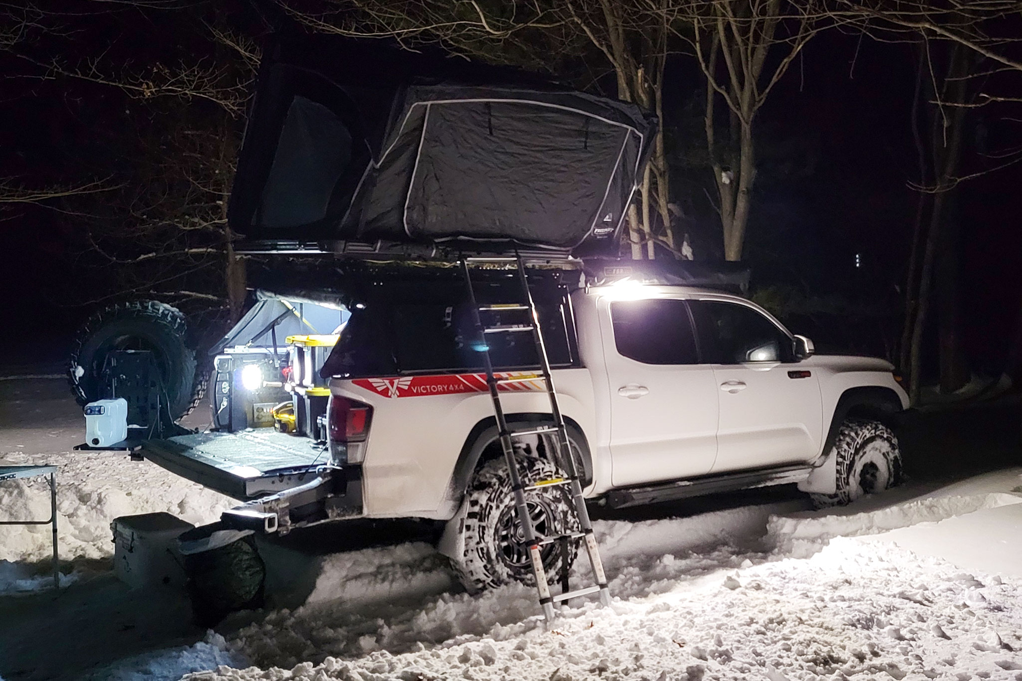 4x4 LED Camp Lighting