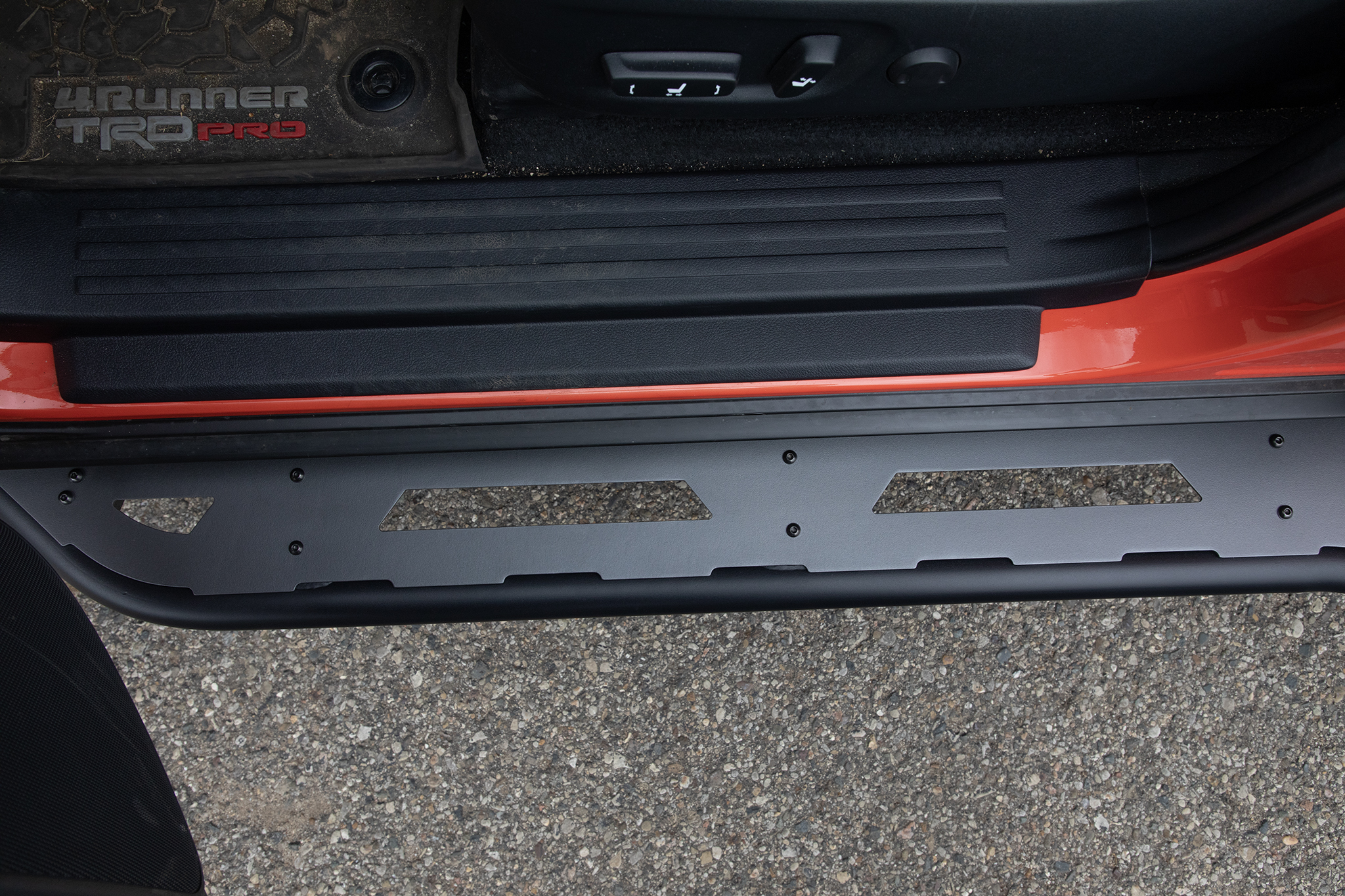 4Runner Strike Slider Tread Plates | 4th & 5th Gen (03-24)