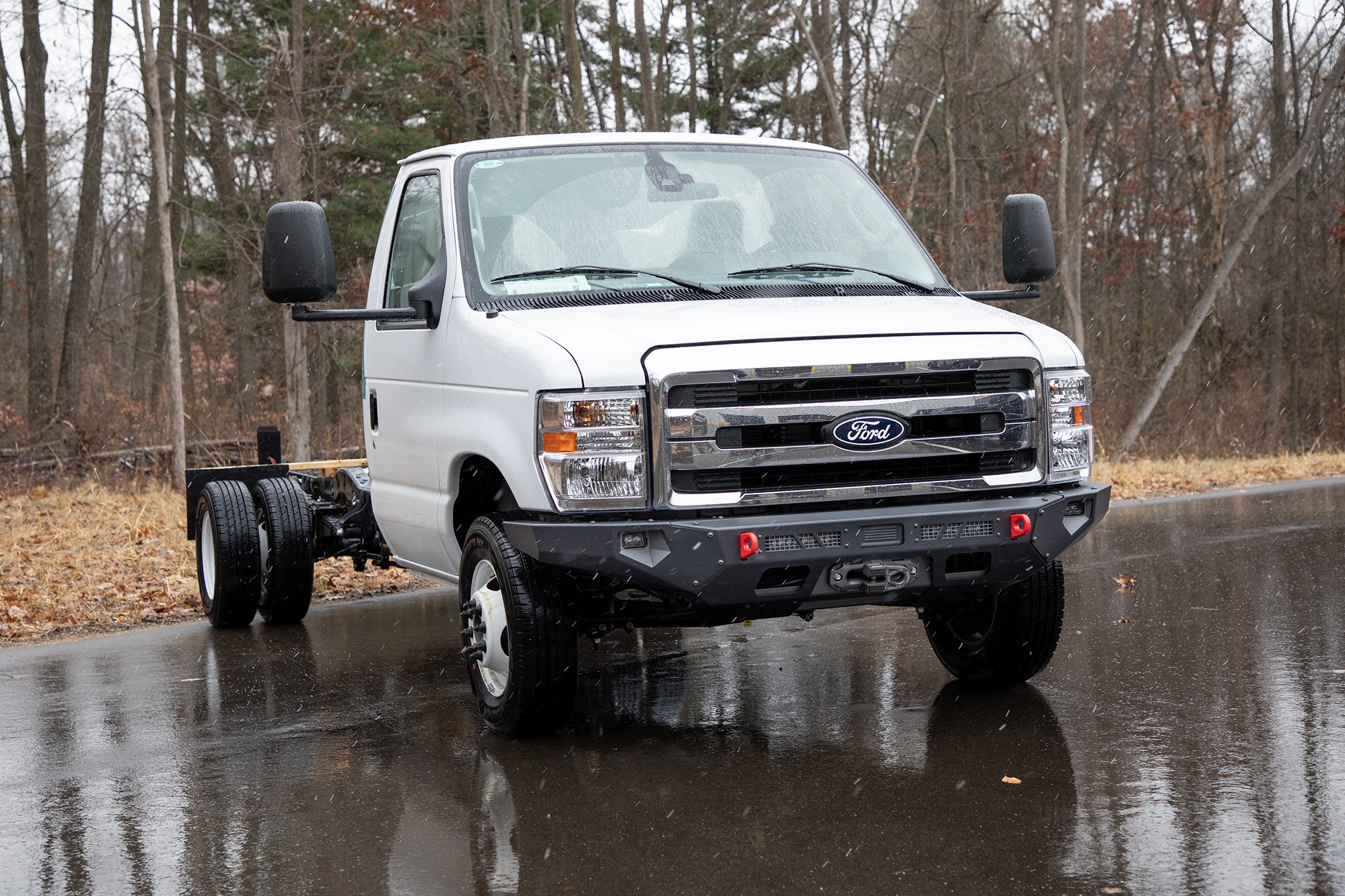 Evolution Series Front Bumper | Ford E-350
