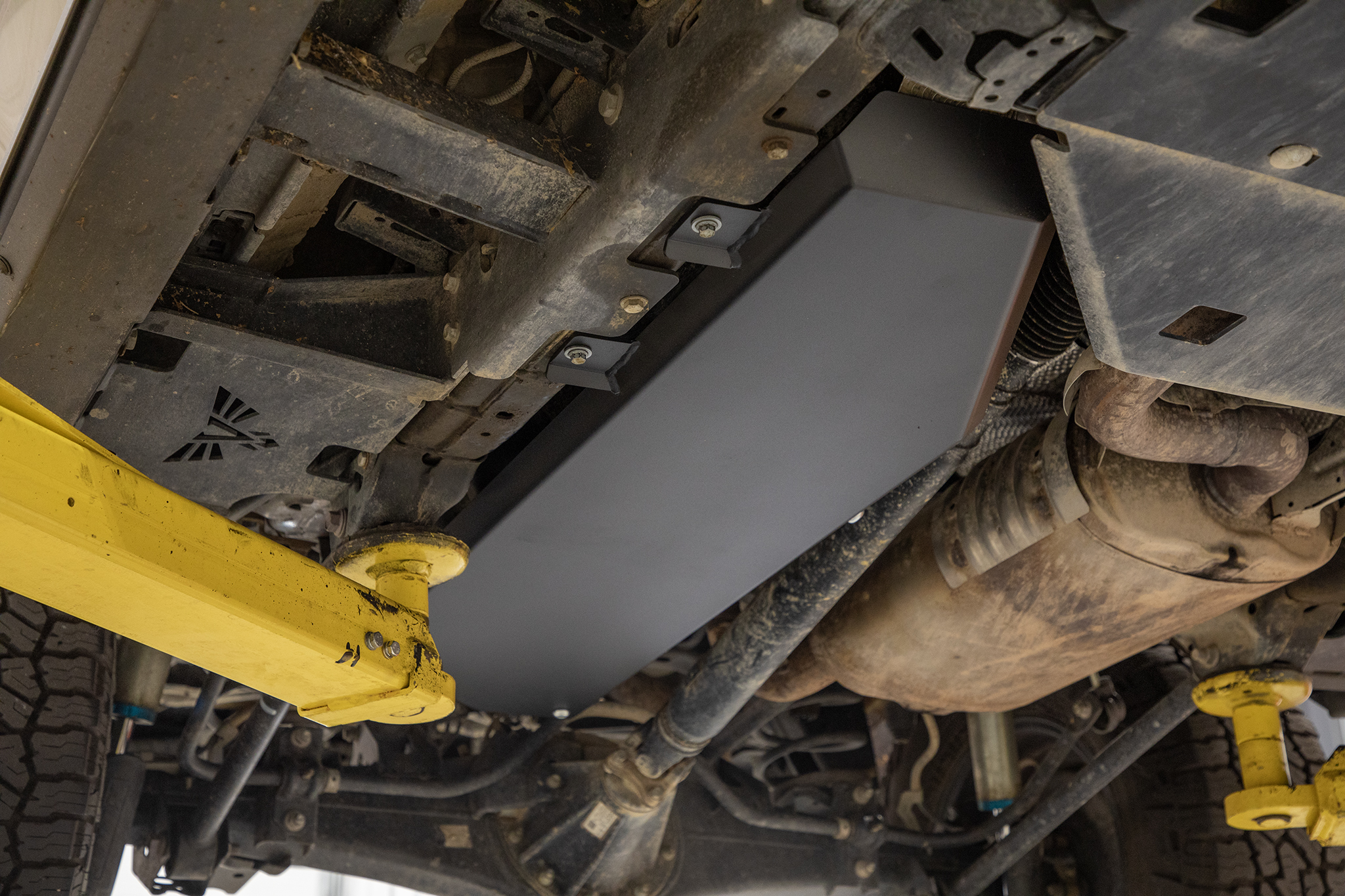 Land Cruiser Gas Tank Skid | 250 (24+)