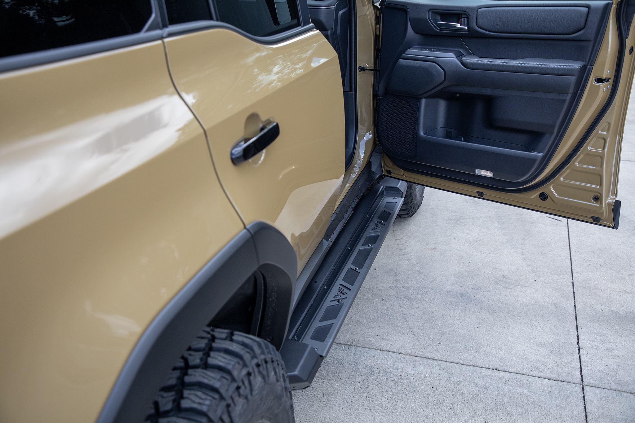 Land Cruiser Rock Sliders | Blitz | 250 (24+)