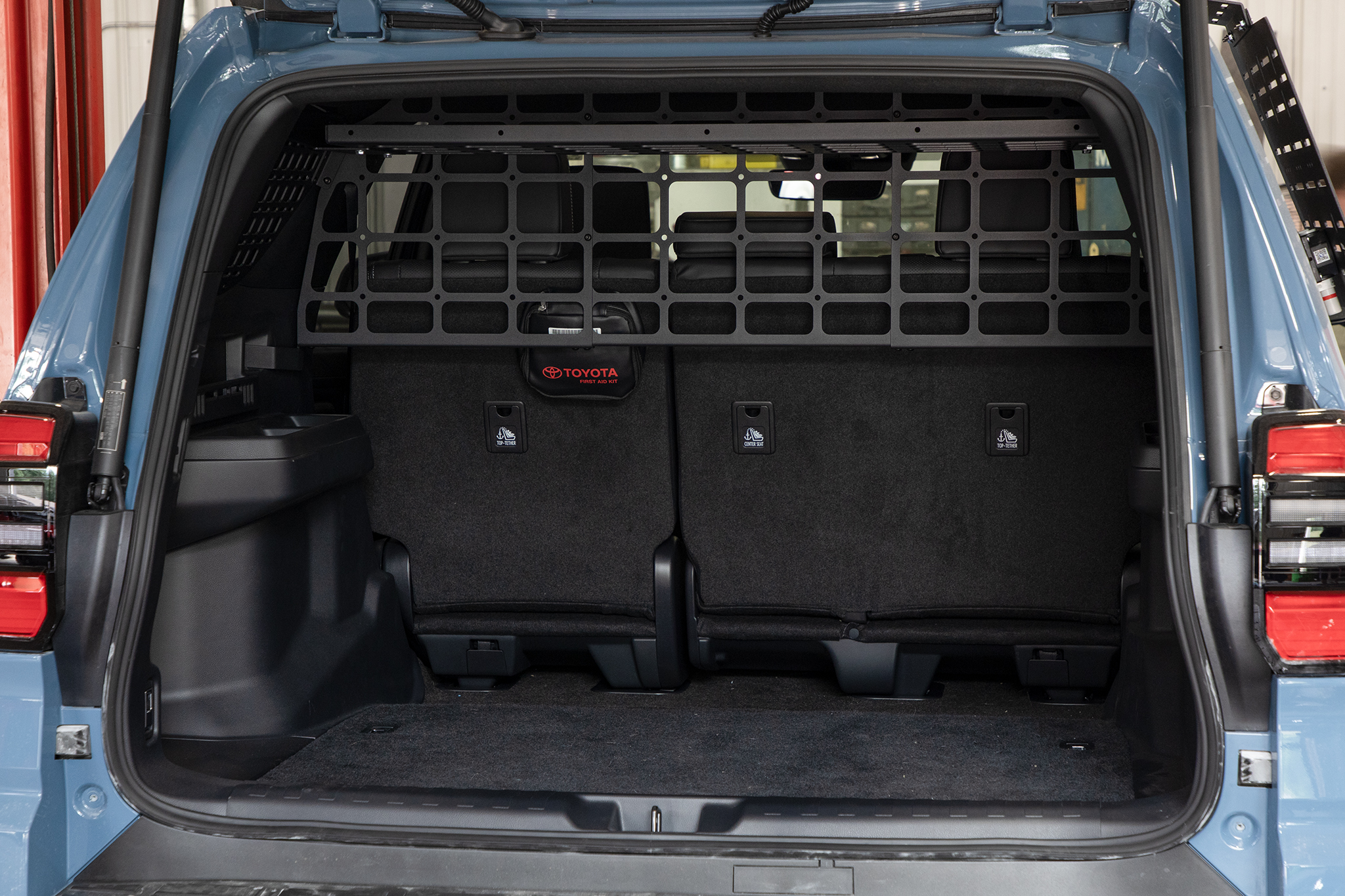 4Runner Pet Divider | 6th Gen (25+) (Requires Rear Window MOLLE Panels to mount)