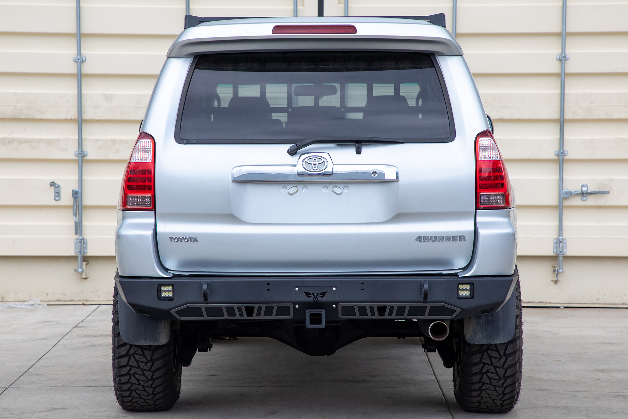 Rear Right Bumper End For 2003-2005 Toyota 4Runner Base/SR5 - Textured