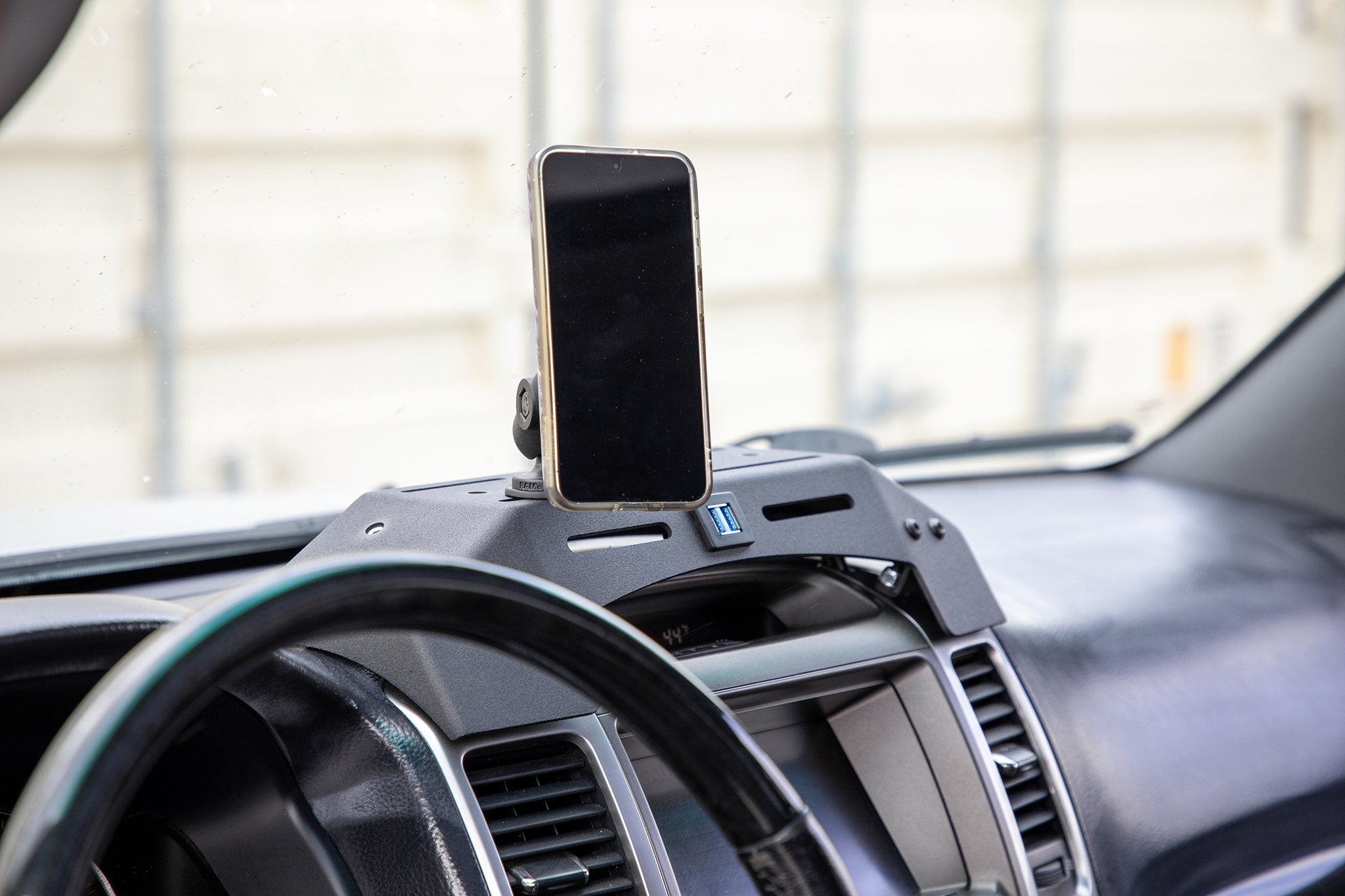 Lexus GX470 Dash Accessory Mount | 2003-2009