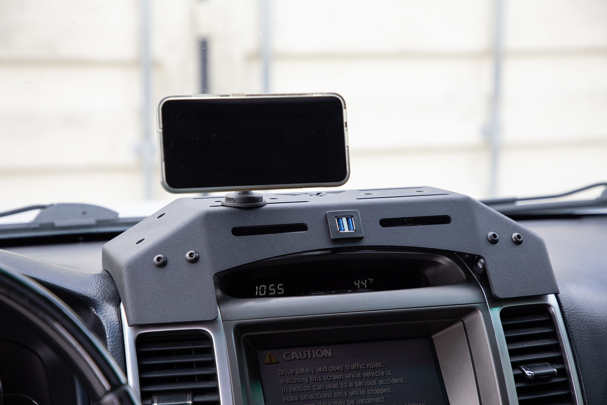 Lexus GX470 Dash Accessory Mount | 2003-2009