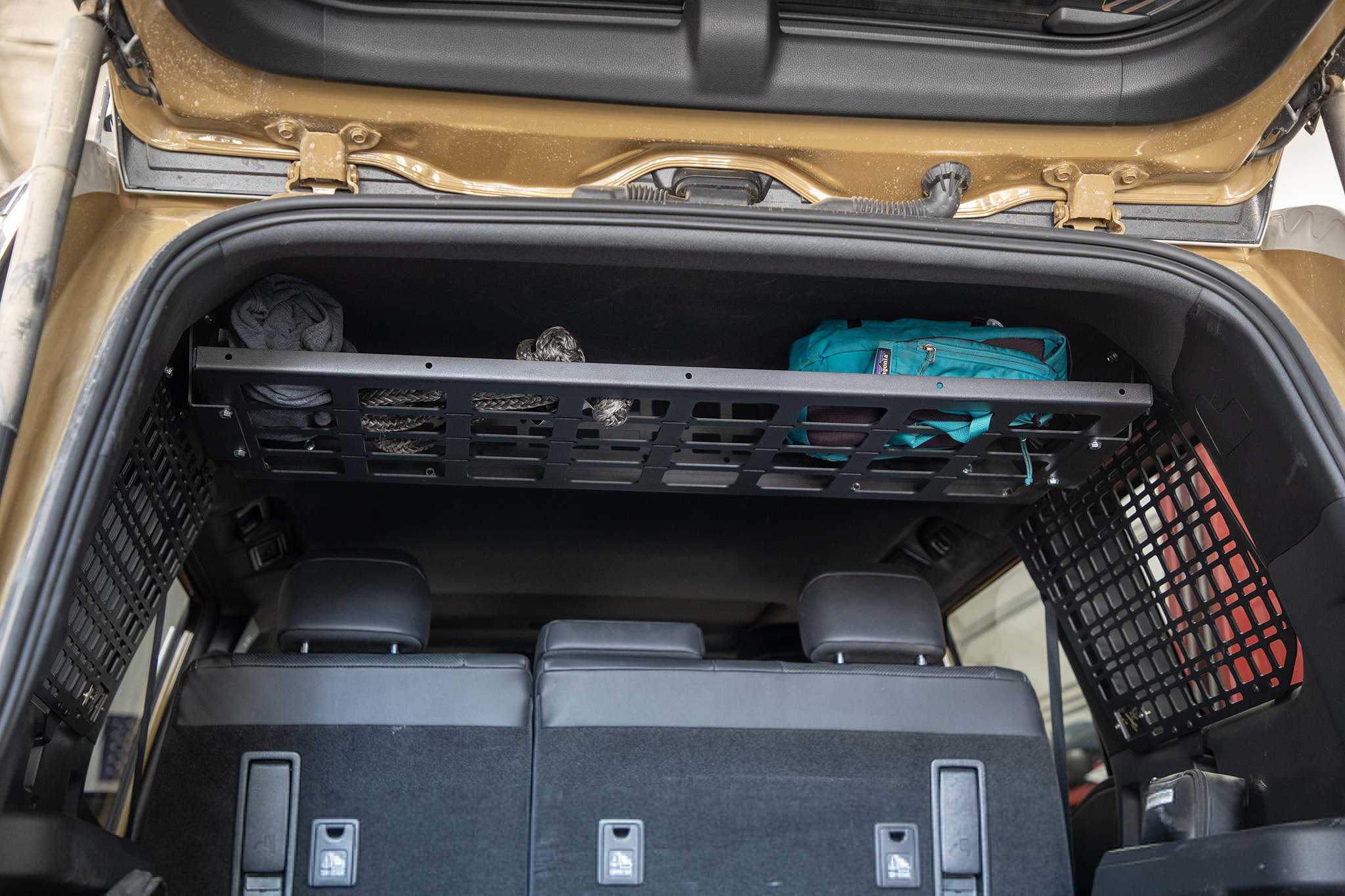 Land Cruiser Upper Shelf | 250 (24+)
