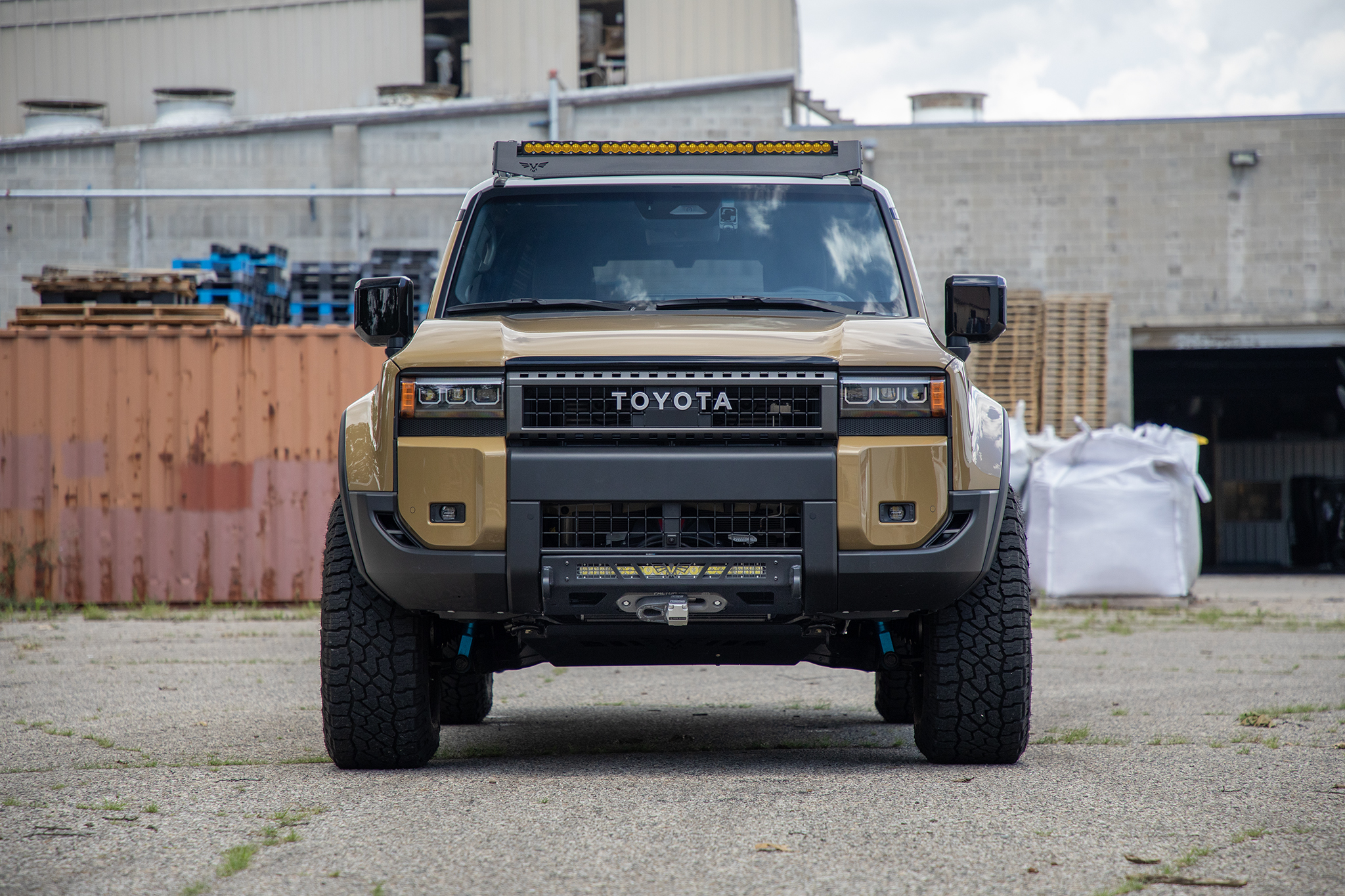 Land Cruiser Front Bumper | Blitz | 250 (2024+)