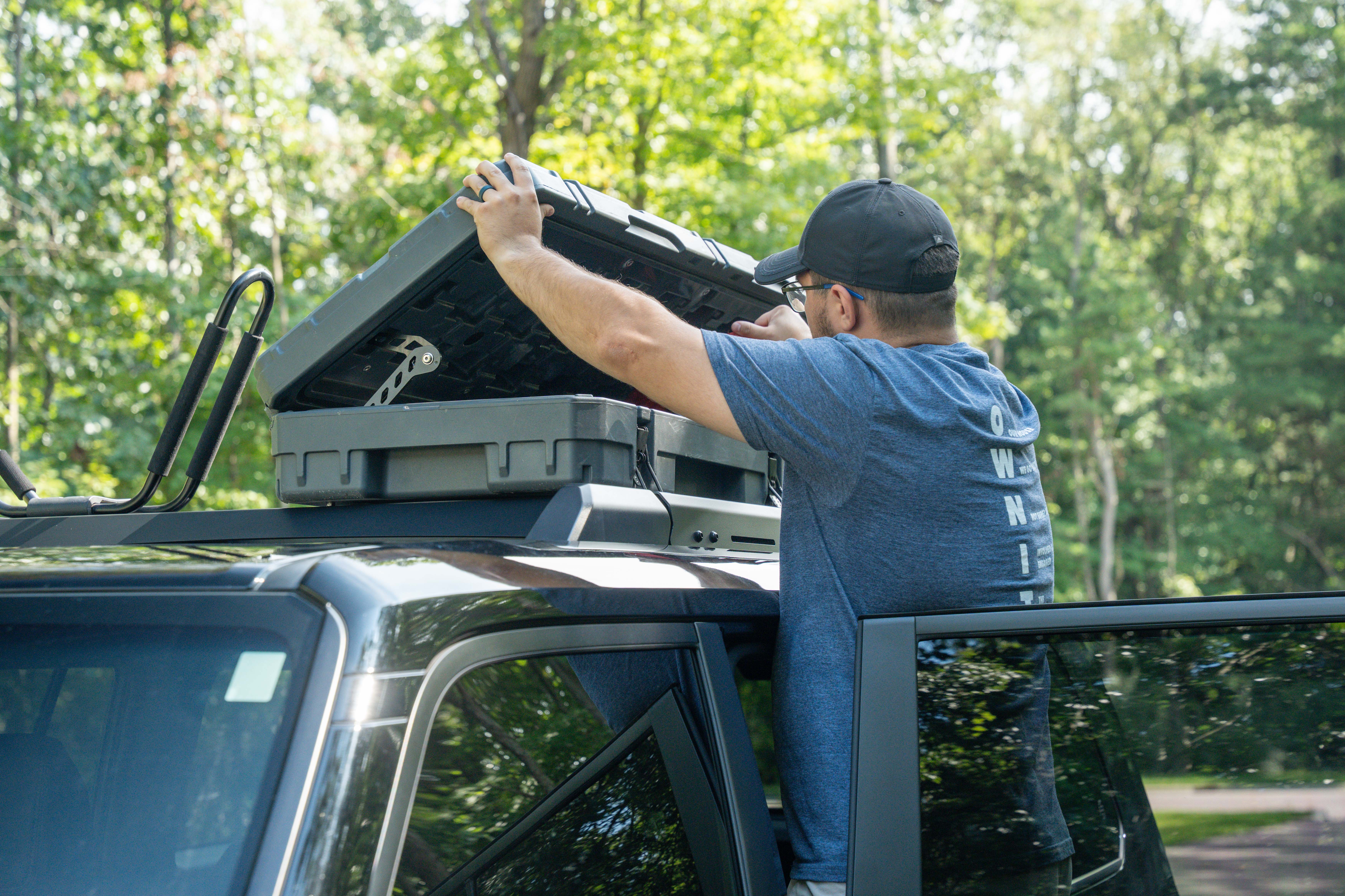 PRE-ORDER | Land Cruiser Platform Roof Rack | 250 (24+)