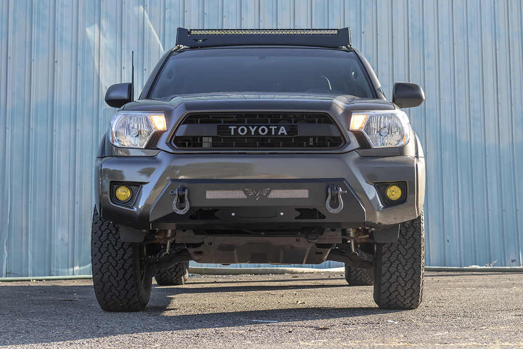 Tacoma Front Winch Bumper | Blitz | 2nd Gen (05-15)
