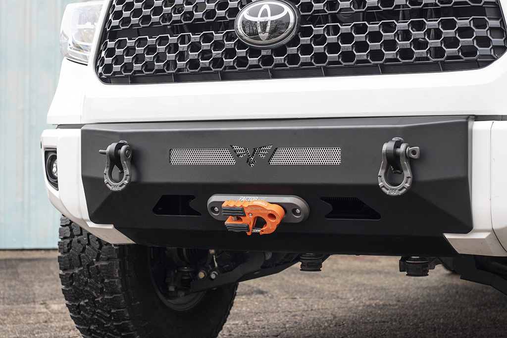 Tundra Front Winch Bumper | Blitz | (14-21)